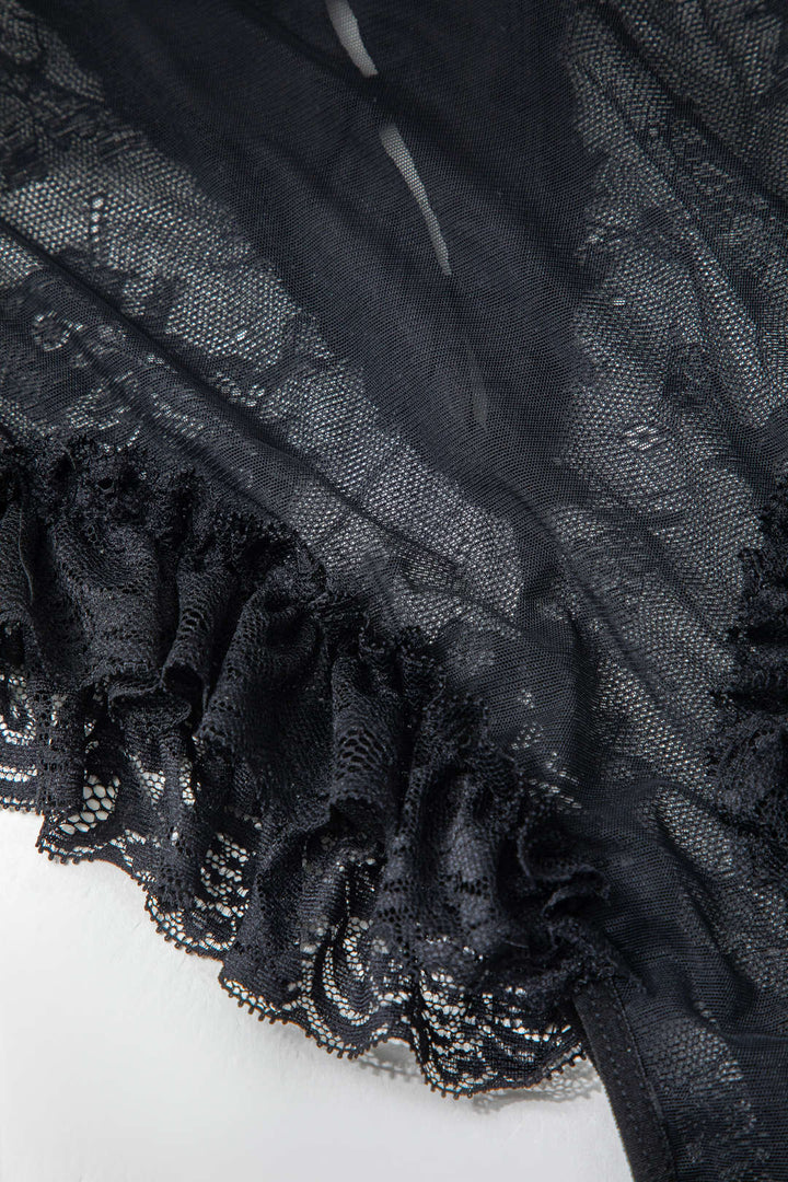 Dantel Volan Düğme Detaylı Kesik Sırt Dekolteli Lingerie Bodysuit