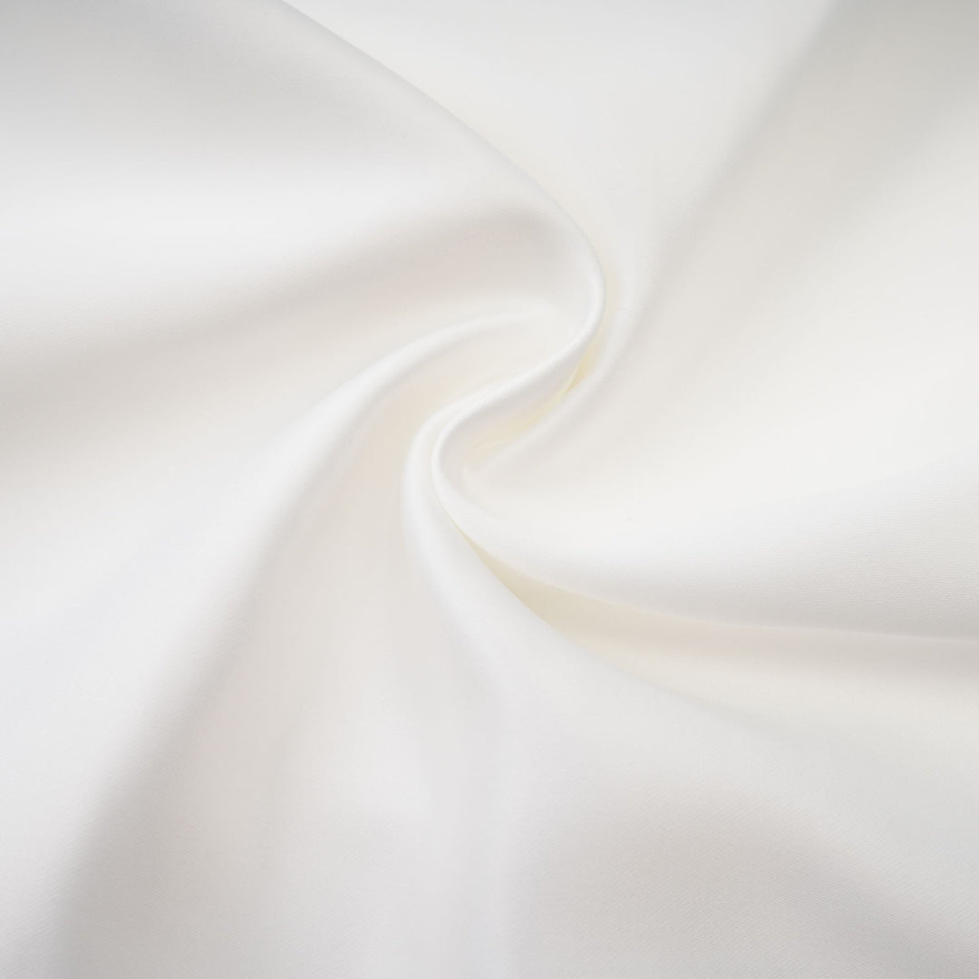 Zafiritha'Nın Omuzları Açık Beyaz Elbise